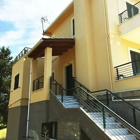 Salomi Lefkada City